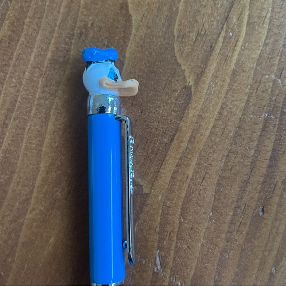 Vintage Disney Store Donald Ball Point Pen in Original Case - Picture 10 of 11